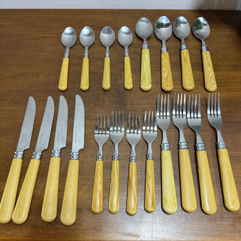 Cooks Club Flatware Set Forks Spoons and Knives Teaspoons Tablespoons Faux Wood